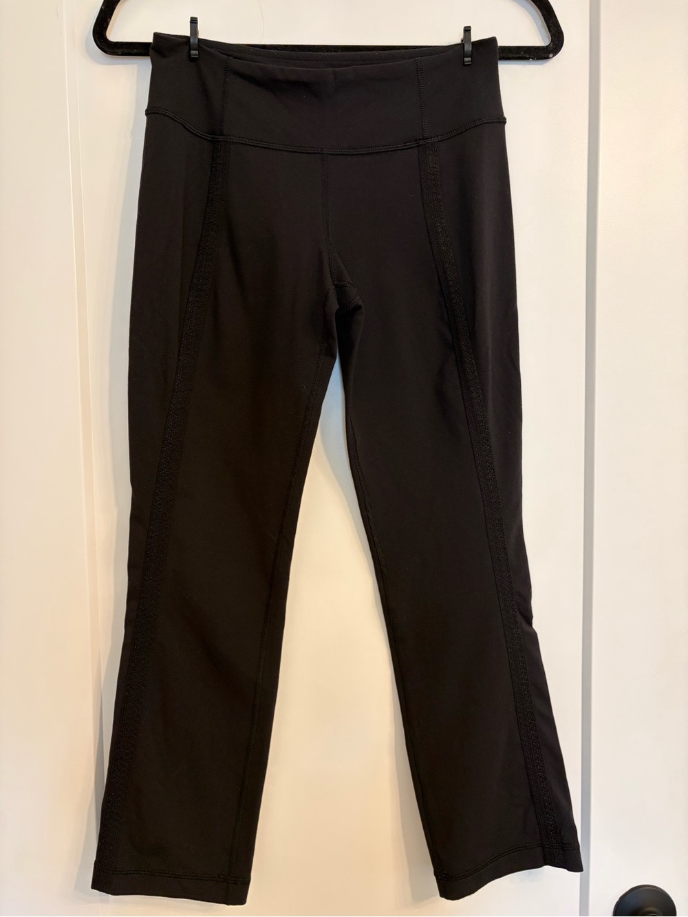 Lululemon Black Cropped Flare Leggings, 6